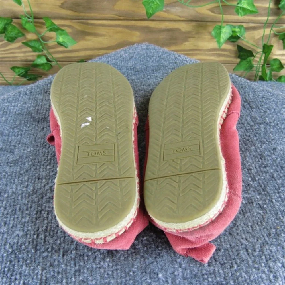 TOMS Women's ‎ Espadrille Coral Leather Sz 9 Medium  Used 2025